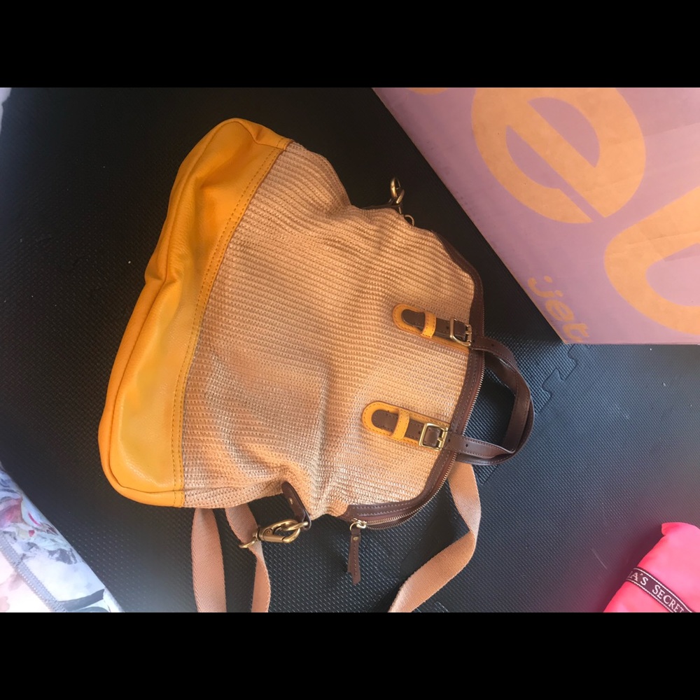 Fossil yellow and tan shoulder bag